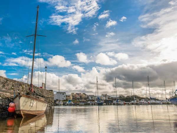 The Captain'S Penthouse Porthmadog Bagian luar foto