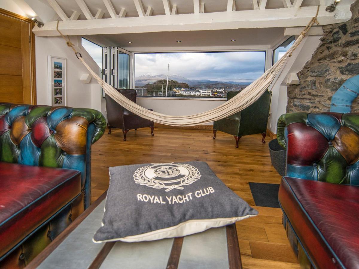The Captain'S Penthouse Porthmadog Bagian luar foto